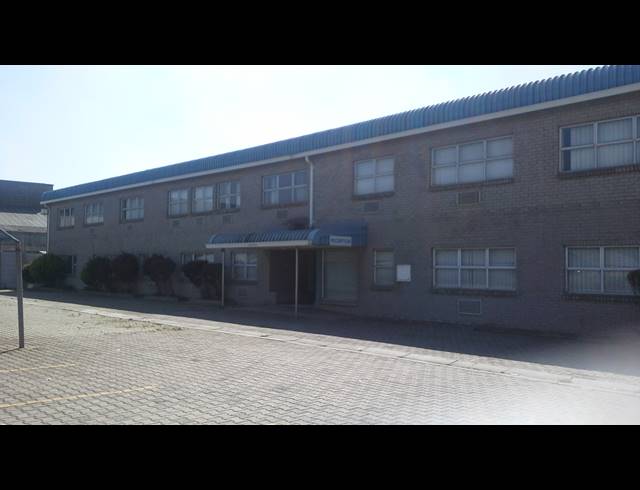 3,000M² FACTORY TO LET IN BLACKHEATH INDUSTRIAL